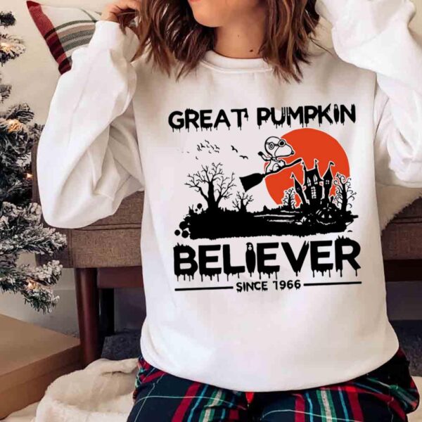 Great Pumpkin Believer Since 1966 Halloween Shirt Sweater Shirt