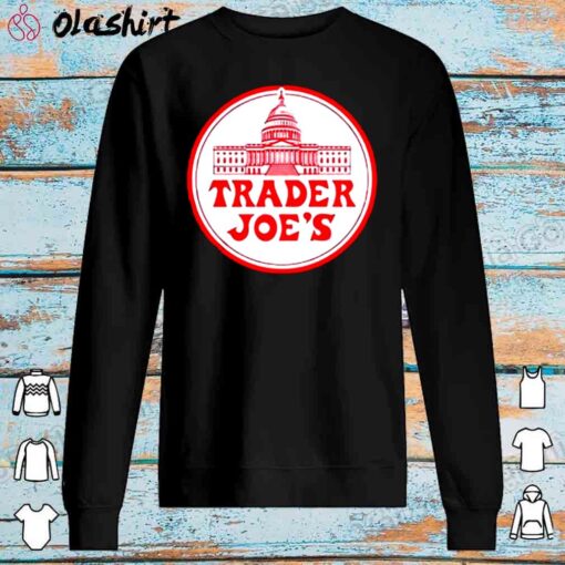 Trader Joes Classic T shirt Sweater Shirt