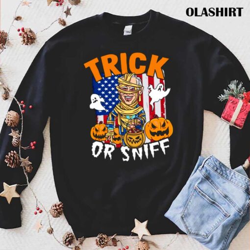 Joe Biden Hold Pumpkin Trick Or Treat Halloween T shirt trending shirt